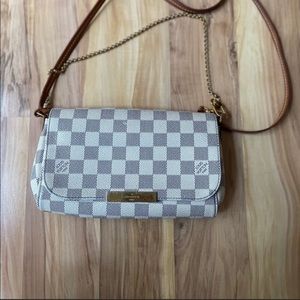 White Louis Vuitton Favorite
